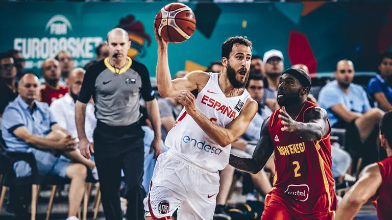 Sergio Rodríguez ante Montenegro. Twitter selección española.