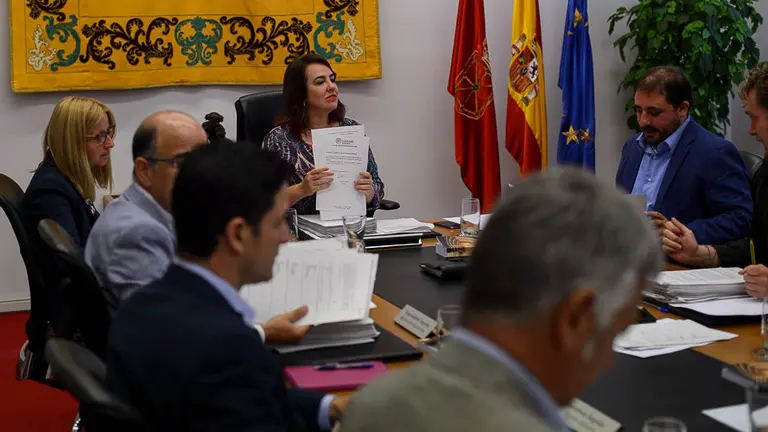 Mesa y junta de portavoces. PABLO LASAOSA 03