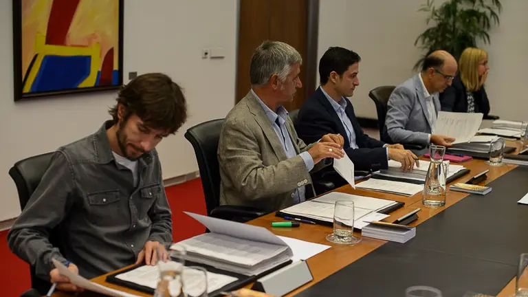 Mesa y junta de portavoces. PABLO LASAOSA 06