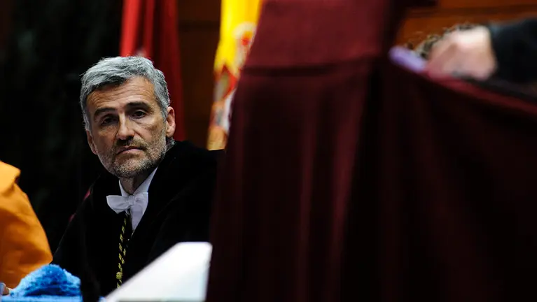 La presidenta del Gobierno de Navarra, Uxue Barcos, inaugura el curso académico 2017-2017 en la UPNA. MIGUEL OSÉS_17