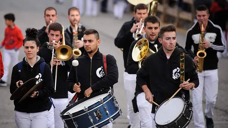Primer encierro de las fiestas de Sangüesa 2017. MIGUEL OSÉS