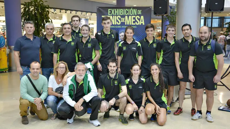 Tenis de mesa en Itaroa.