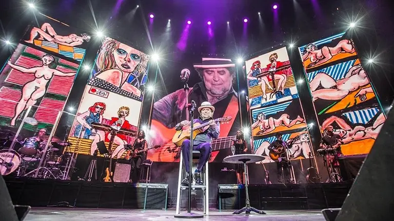 Joaquín Sabina en uno de sus conciertos