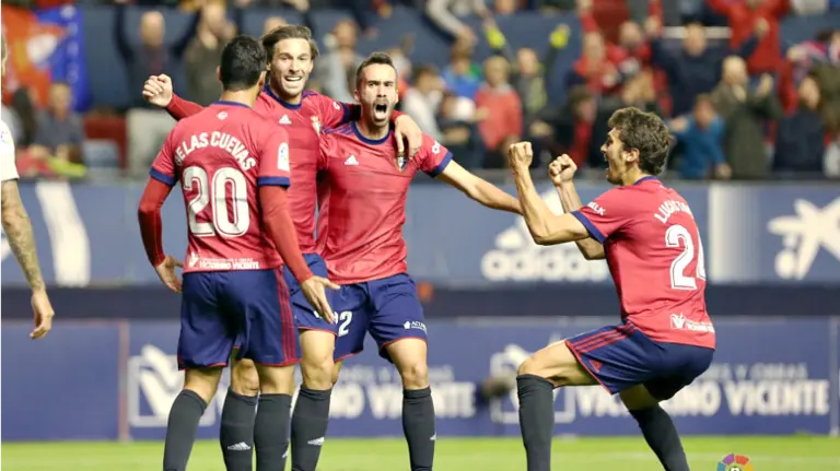 Osasuna celebra un gol ante el Almería. La Liga.