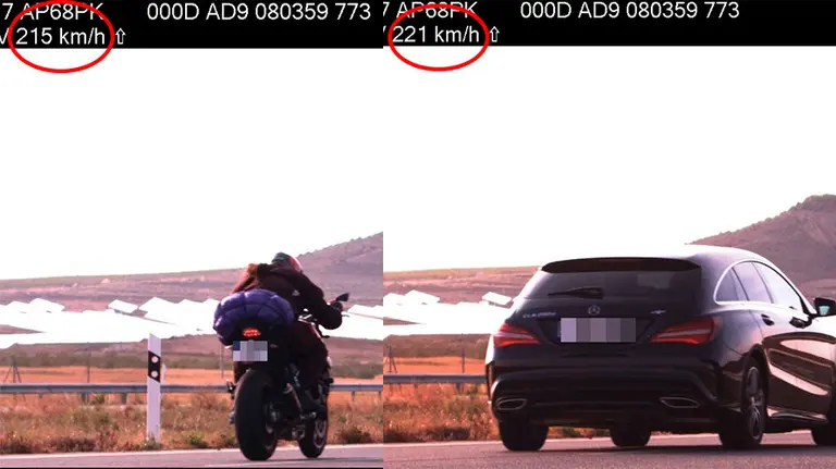A la izquierda, el motorista que conducía a 215 y a la derecha el hombre que iba a 221 kmh