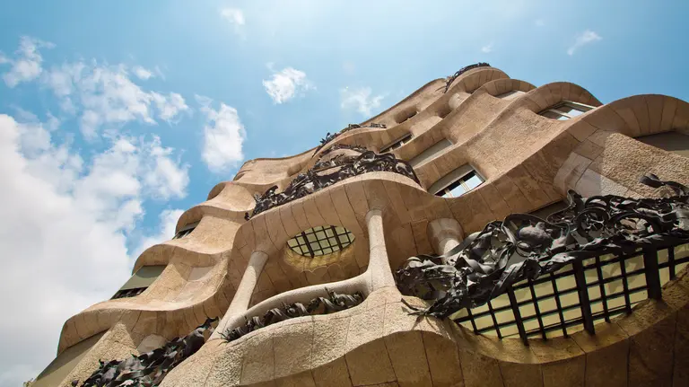 La Casa Milà, por Tyler Hendy