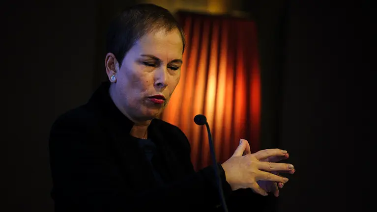 La presidenta del Gobierno Uxue Barkos interviene en el Foro SER Navarra. MIGUEL OSÉS (7)