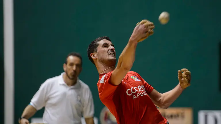 Altuna y Albisu contra Urrutikoetxea y Untoria. PABLO LASAOSA 23