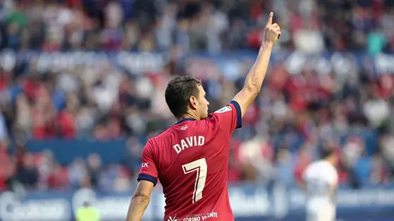 El séptimo partido de la liga de segunda división disputado entre Osasuna y el Sporting en el Sadar  Foto LFP 18