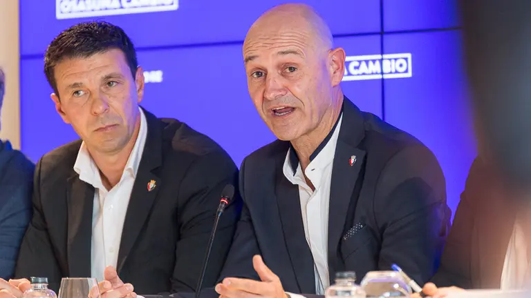 Presentación de 'Osasuna Cambio #AúpaVolver #ItzultzeraGoaz' con Víctor Álvarez al frente de la candidatura a a la presidencia del club rojillo (34). IÑIGO ALZUGARAY