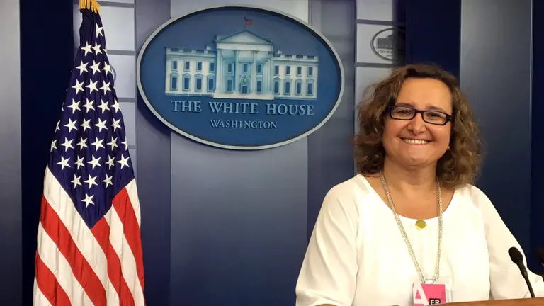 La periodista navarra María Dabán, durante el viaje a la Casa Blanca con el presidente Mariano Rajoy.