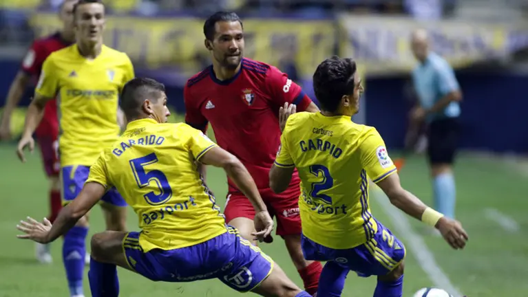 El partido entre Osasuna y el Cádiz de la octava jornada de la Liga de Segunda División disputado en el estadio Ramón de Carranza LFP 3