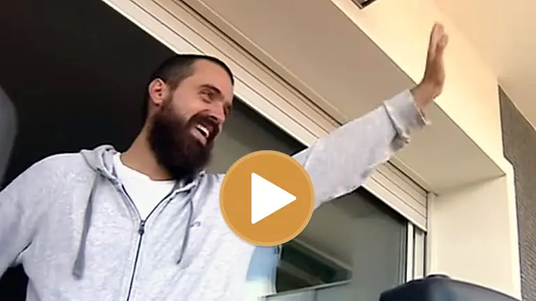 El joven autor de los vídeos sobre la resistencia catalana.