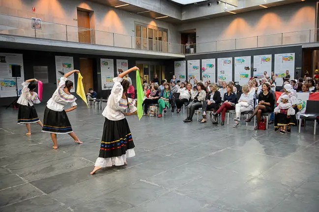Acto conmemorativo del _Día de la resistencia indígena_. PABLO LASAOSA 09