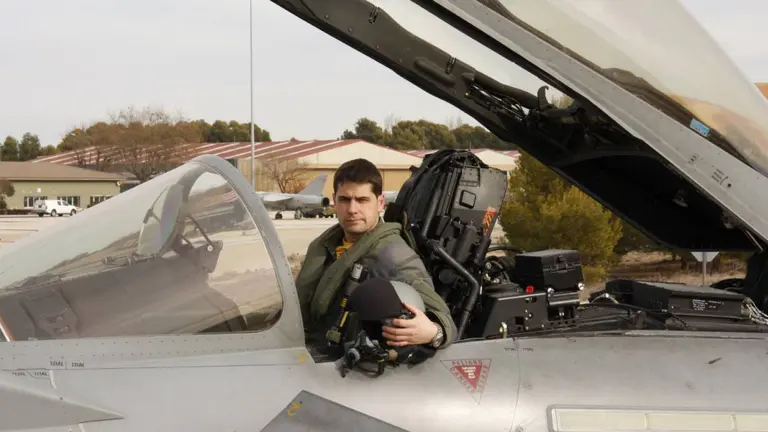 El capitán del Ejército del Aire Borja Aybar, fallecido tras el desfile militar del Día de la Hispanidad Fotografía facilitada por el Ministerio de Defensa EFE
