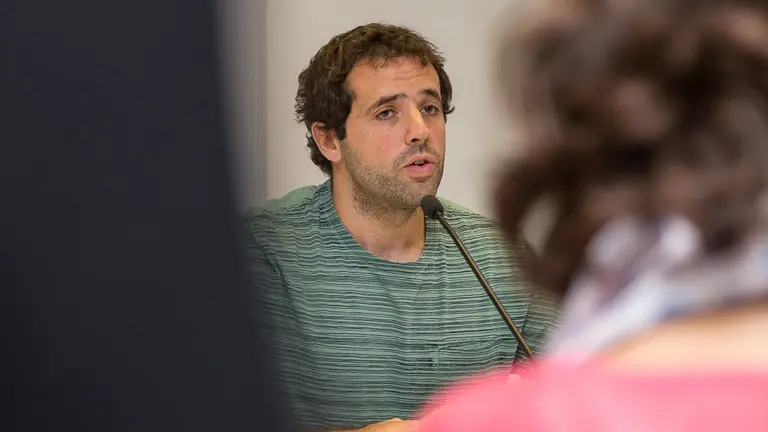 El presidente de la Mancomunidad de la Comarca de Pamplona, Aritz Ayesa, presenta la campaña de la V fase de la recogida de materia orgánica (17). IÑIGO ALZUGARAY