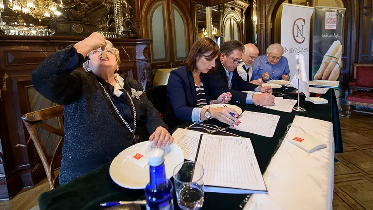 El Consejo Regulador de la IGP Espárrago de Navarra, junto al Club Rotary de Pamplona y el de Tudela, celebra la quinta edición de la Cata Solidaria de Espárrago de Navarra. PAB (3)