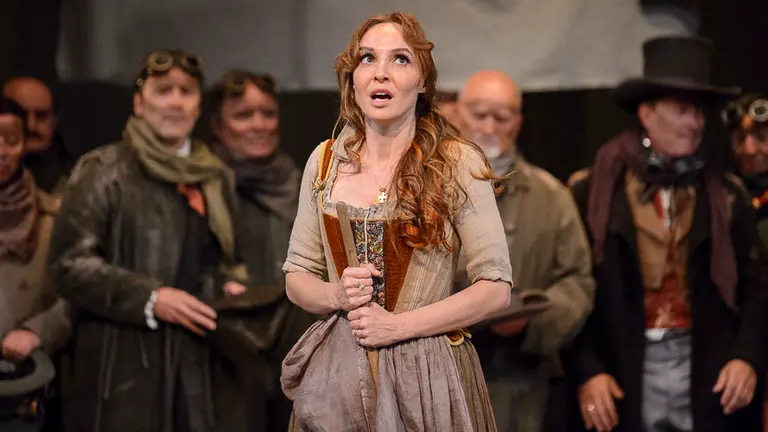 La Cenerentola, interpretada por AGAO en el Teatro Gayarre de Pamplona. PABLO LASAOSA 06