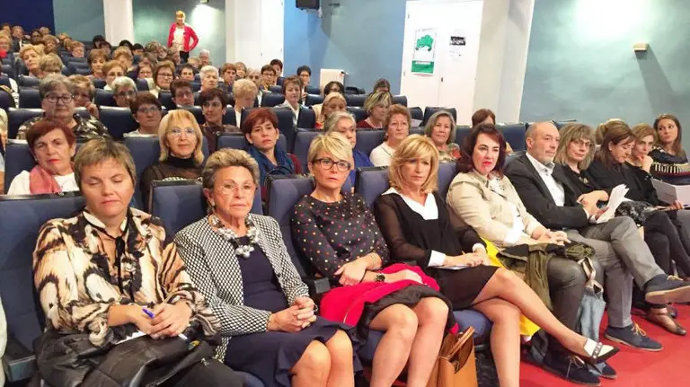 Encuentro de mujeres en San Adrián  PARLAMENTO DE NAVARRA