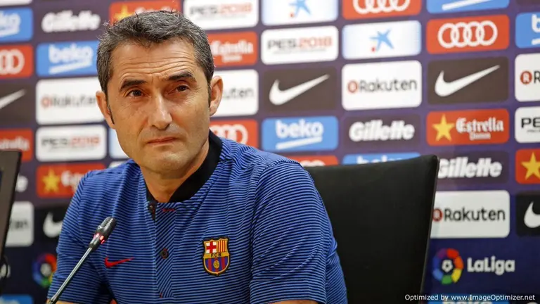 Ernesto Valverde en rueda de prensa. Twitter FC Barcelona.