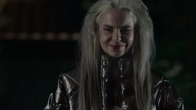 Leticia Sabater caracterizada como un personaje de Stranger Things para promocionar el regreso de la serie de Netflix YOUTUBE