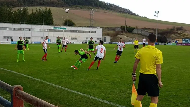 Partido Vitoria - Izarra. Twitter CD Izarra.