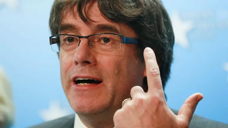 El ex presidente Puigdemont, durante su rueda de prensa en Bruselas  Olivier Hoslet_EFE