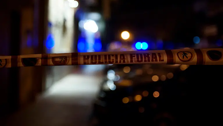 Un hombre es apuñalado en el Bar Nogalera de Burlada. MIGUEL OSÉS_6