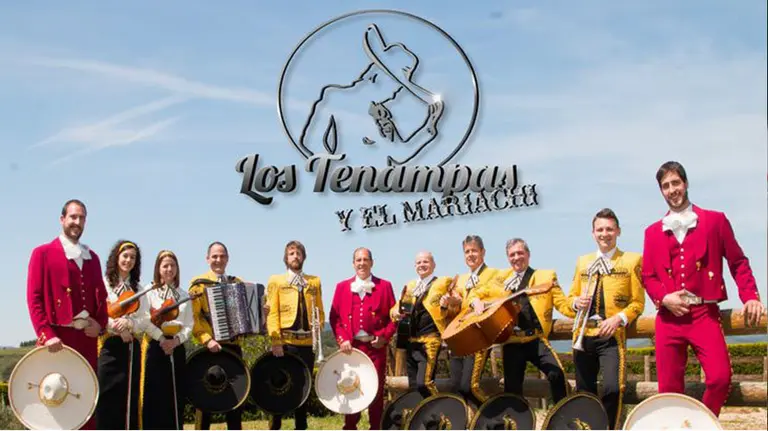 El cartel que presenta el espectáculo de Los Tenampas y El Mariachi TEATRO GAYARRE
