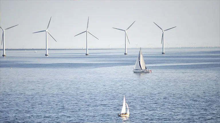 Molinos de alta potencia instalados en el mar ARCHIVO