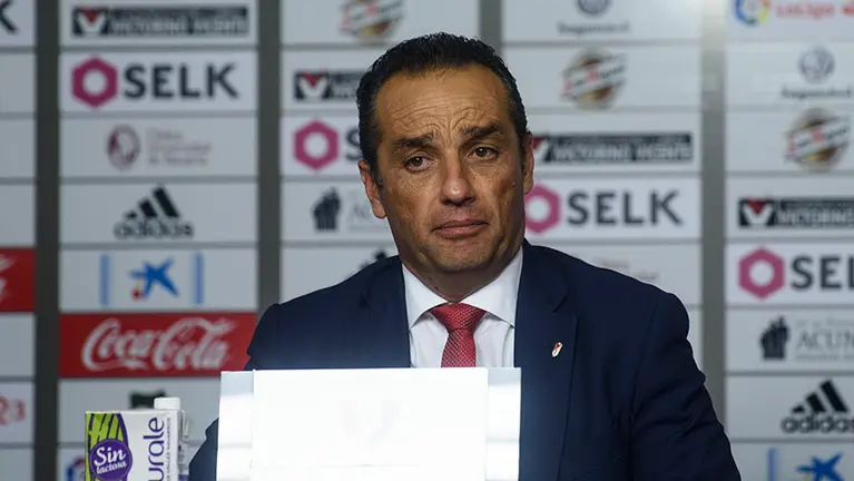 José Luis Oltra Entrenador Granada. MIGUEL OSÉS_1