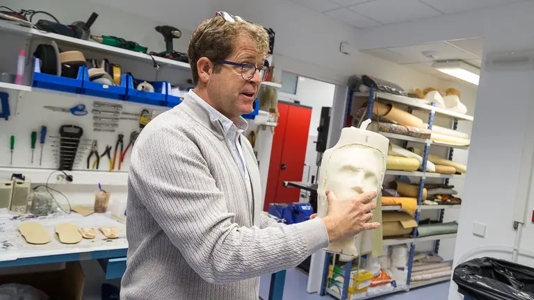 Lorca Salud presenta el FAST SCAN II, primer scanner en Navarra aplicado a la ortopedia (16). IÑIGO ALZUGARAY