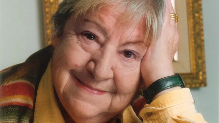 La poeta Gloria Fuertes