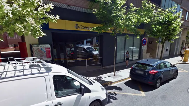 Vista de la oficina de Correos en Tudela