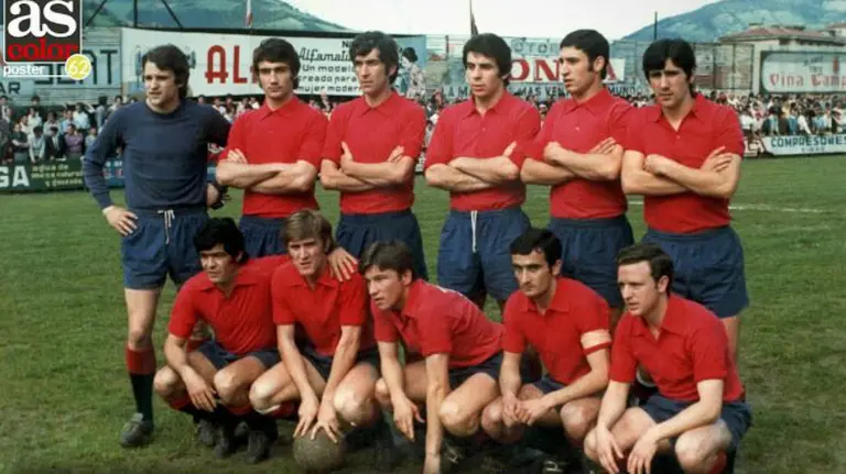 Alberto Lanas en un equipo titular de Osasuna de la campaña 1971-72.