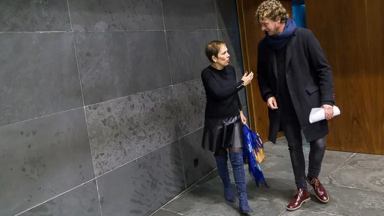 Pleno del Parlamento de Navarra. Uxue Barkos y Maiorga Ramirez (1). IÑIGO ALZUGARAY