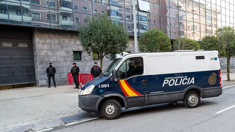 Juicio contra los presuntos autores de una violación grupal en Sanfermines 2016 celebrado en el Palacio de Justicia de Navarra (13). IÑIGO ALZUGARAY