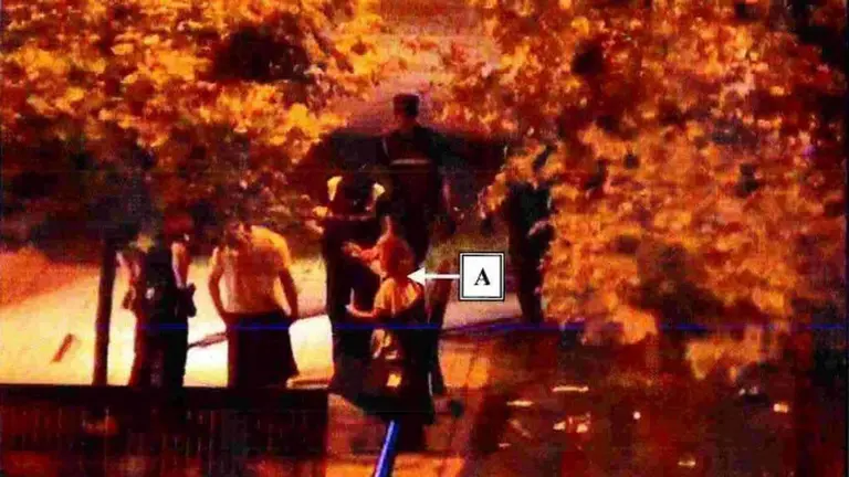 La víctima de la presunta violación de Sanfermines declara ante los policías municipales que le atienden en un primer momento