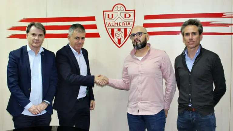 Lucas Alcaraz dirigirá al Almería. Foto web Almería.