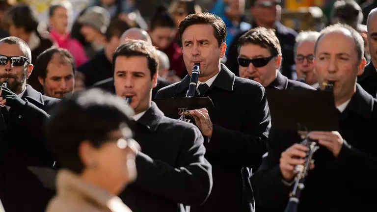 alida del pasacalles con el que la banda de música La Pamplonesa celebra la festividad de Santa Cecilia. PABLO LASAOSA16