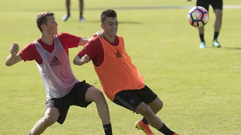 Jorge Herrando junto a Aitor Buñuel. CA Osasuna.