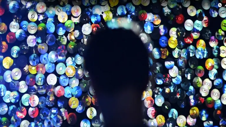 Sikka Ingentium, la video-instalación de Daniel Canogar UNAV