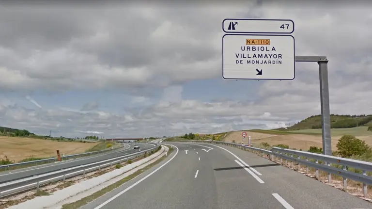 Salida de la autovía A12 hacia la localidad de Villamayor de Monjardín ARCHIVO