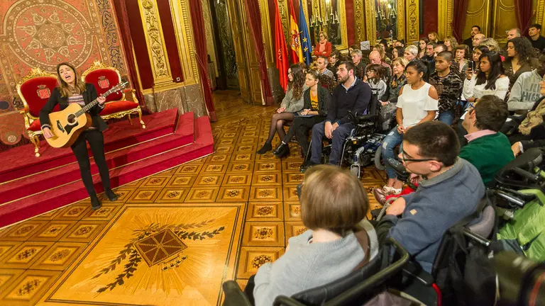 Uxue Barkos y Ainhoa Aznárez entregan los Galardones de Juventud 2017 de Navarra (57). IÑIGO ALZUGARAY