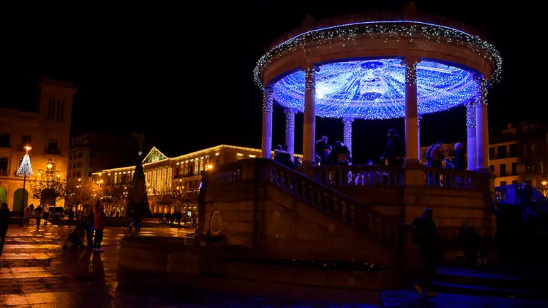 Encendido de Luces de Navidad por todas las calles de Pamplona. PABLO LASAOSA09