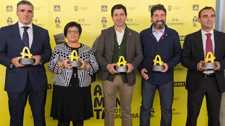 De I a D Benito Jiménez, Congelados Navarra; Mari Carmen Mesa, Fridela; Juanma Garro, Lacturale; Ramón San Martín, El Caserío de Tafalla y; Santiago Sala, Grupo APEX.