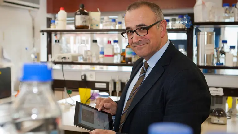 Ignacio López-Goñi, elegido mejor divulgador sobre ciencia en las redes CEDIDA