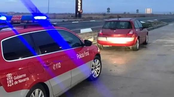 Imagen del vehículo cuyo conductor ha sido imputado en Castejón por triplicar la tasa de alcoholemia permitida y dar positivo en cocaína.
