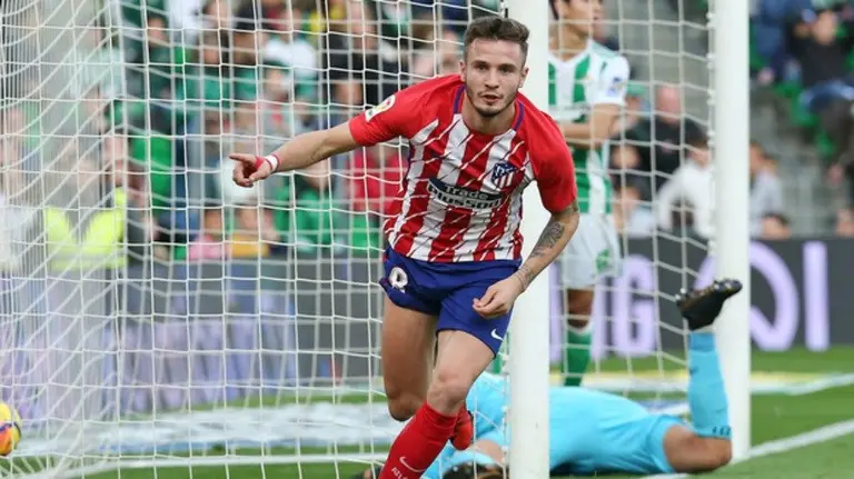 Saúl marcó ante el Betis. At. Madrid.