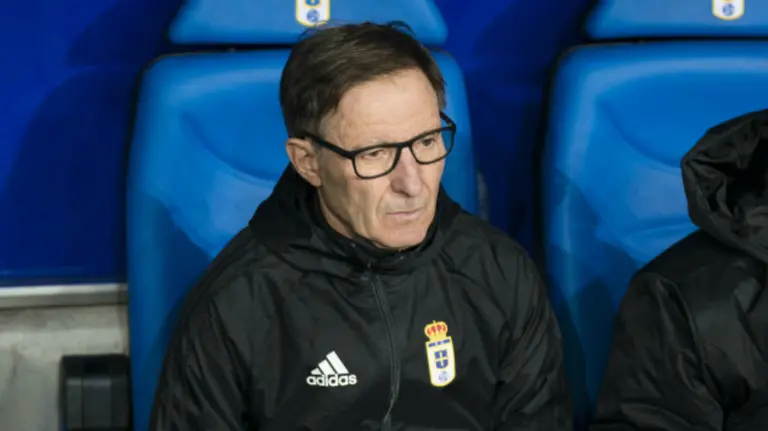 Juan Antonio Anquela entrena al Oviedo. La Liga.